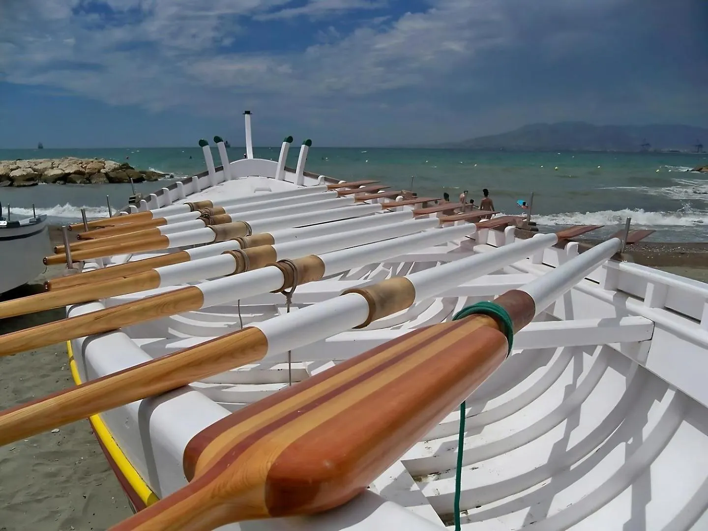 Arenas Del Este Piso En Las Playas Del Palo Malaga