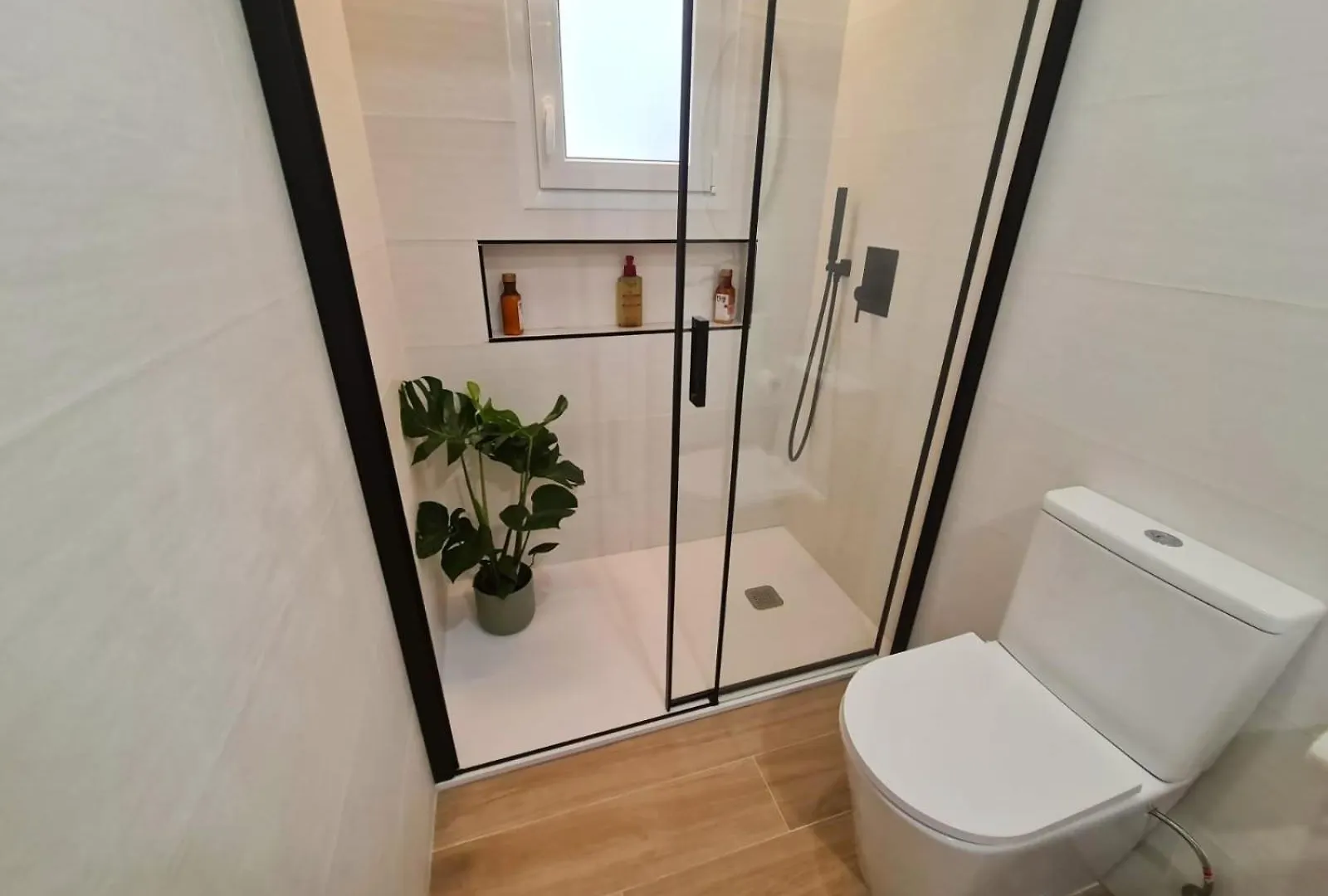 Apartment Arenas Del Este Piso En Las Playas Del Palo Malaga